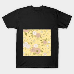 Timeless Floral Wallpaper: Delicate Hand-Drawn Daisies and Roses on Pale Yellow. T-Shirt